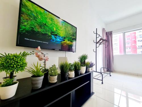 Bandar Puchong Jaya Apartment | Koi Kinrara 2 Room Puchong IOI Bkt Jalil Pavillion Sunway Pyramid Lagoon Hospital Old Klang Road