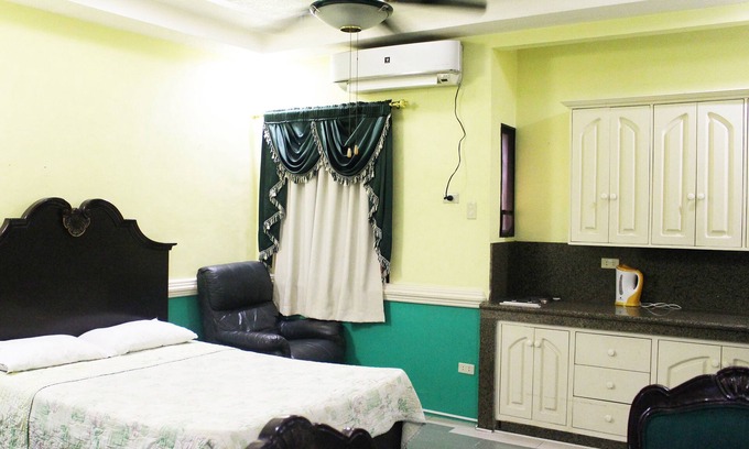 Balibago Apartment | Kokomo's Suites Hotel