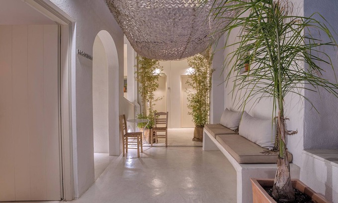 Paros Hotel | Kokoon