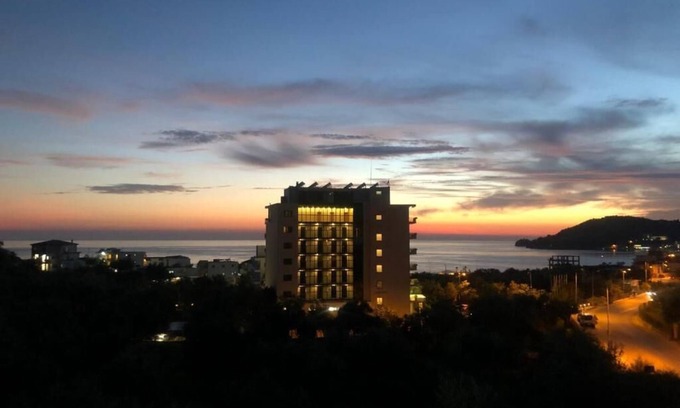 Himare Hotel | Koks’ Guesthouse
