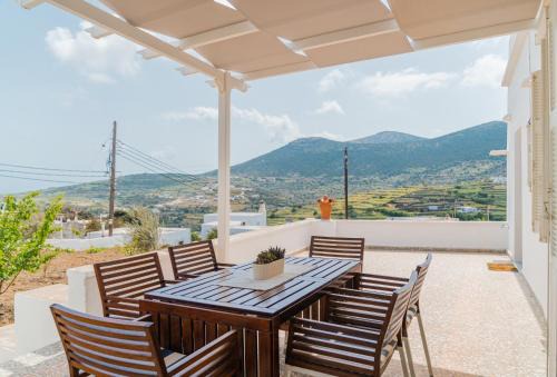 Apollonia House | Komis Mansion Exambela