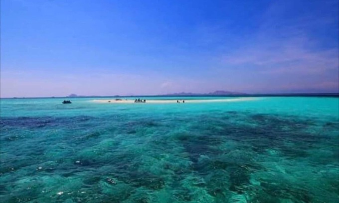 Labuan Bajo Boat Rental | Komodo Boat Trip
