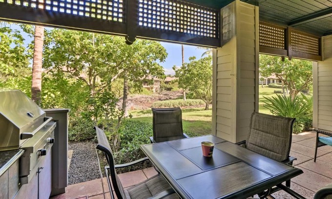 Kulalani Apartment | Kona Coast Condo with Lanai and Outdoor Kitchen!