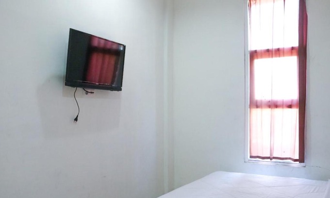 Manado City Centre Hotel | KoolKost @ Tikala Manado (Minimum Stay 6 Nights)