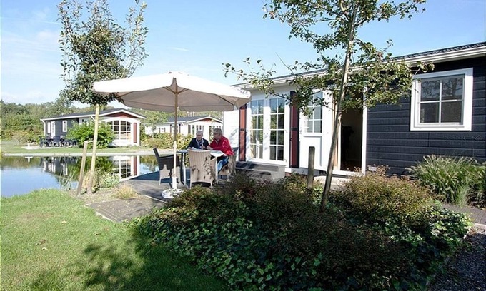 Municipality of Rijssen-Holten Resort | Korhoen 4 persons - Two Bedroom Resort, Sleeps 4