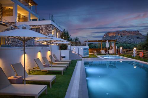 Haraki Hotel | KOUROS STONE SUITES