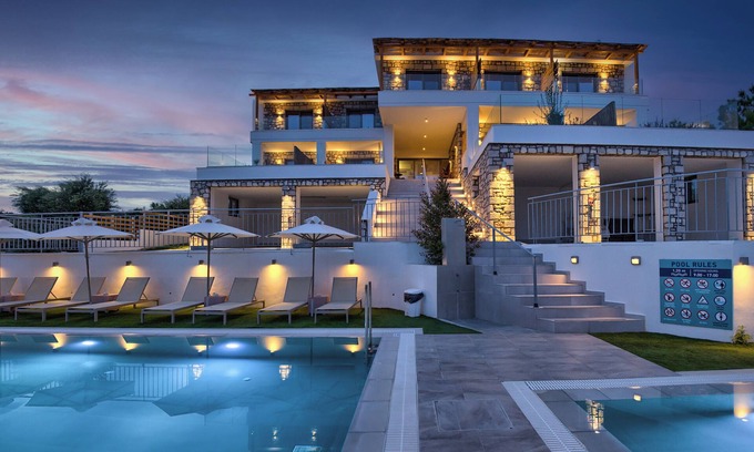 Haraki Apartment | Kouros Stone Suites