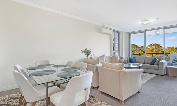 Westmead Apartment | Kozyguru | Westmead | Modern Apt | Near Hospital