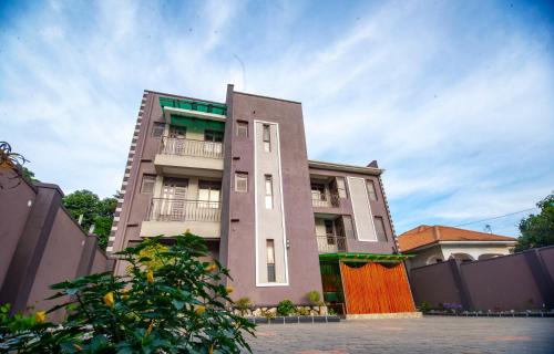 Entebbe Bed & Breakfast | Krisla Lake Breeze Hotel