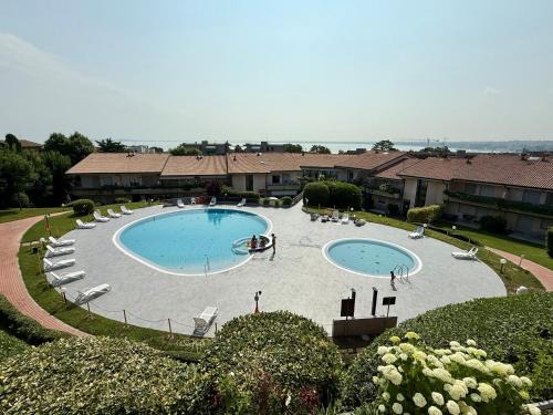 Desenzano del Garda Apartment | Kristall Lago Residence