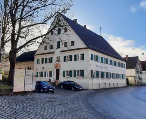 Neuburg an der Kammel Apartment | Kroneloft 4 Schlafzimmer 250 qm