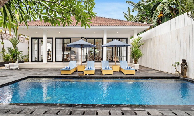 Dewi Sri Villa | Kros Villa by Kozystay - Legian