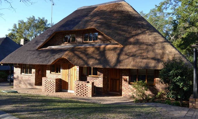Hazyview Cabin | Kruger Park Lodge - Golf Safari SA