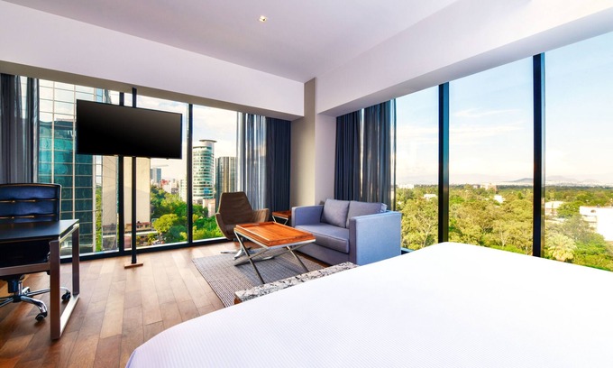 Coyoacan Hotel | Krystal Grand Suites Insurgentes