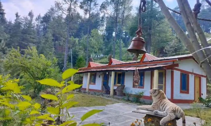 Almora Apartment | Kumaon deodara cottages