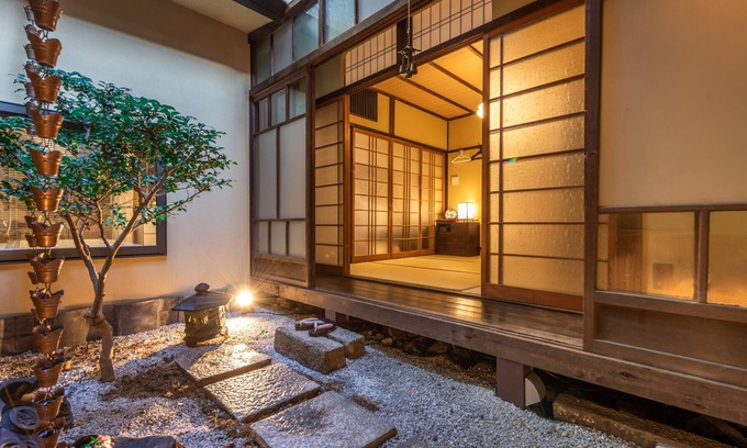 Central Kyoto Villa | Kumo Machiya Imperial Palace Minami（雲小舟）
