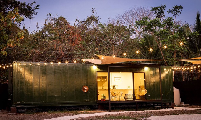 Puntarenas Cabin | Kuna Fire - Fabulous Container Lofts in Mal Pais!