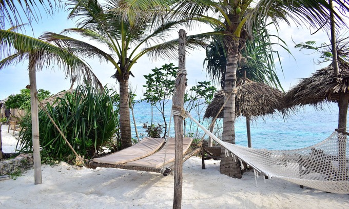 Kizimkazi Hotel | Kusini Beach Bungalows