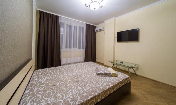Obolon' Apartment | Kvartirkoff na Bogatirskaya 6a, 2 floor