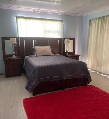 Grahamstown House | Kwa mfundisi