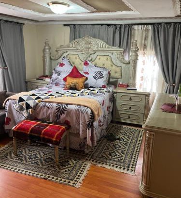 Grahamstown House | KwaBangisa