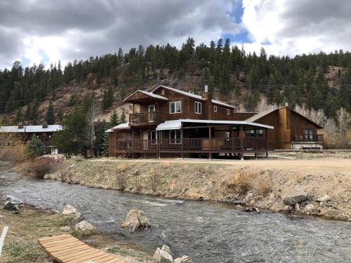 Red River House | Kxdj Riverside 1 On The River