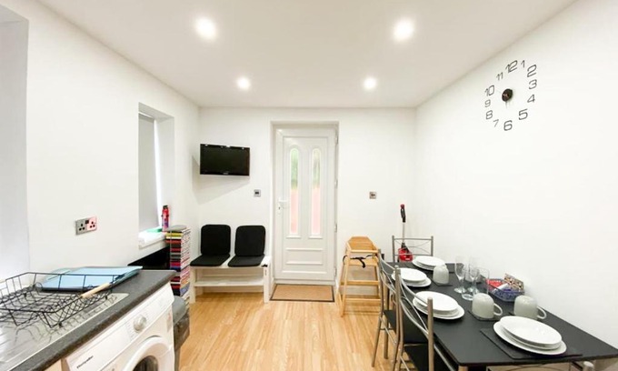 Hillsborough House | Kyle house