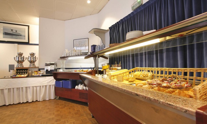 Vezin-le-Coquet Hotel | Kyriad Direct Rennes Ouest