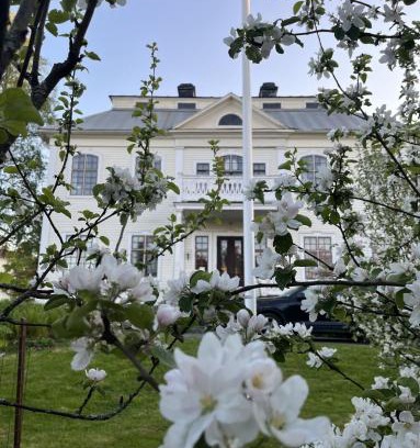 Harnosand Apartment | Lägenhet i sekelskifteshus