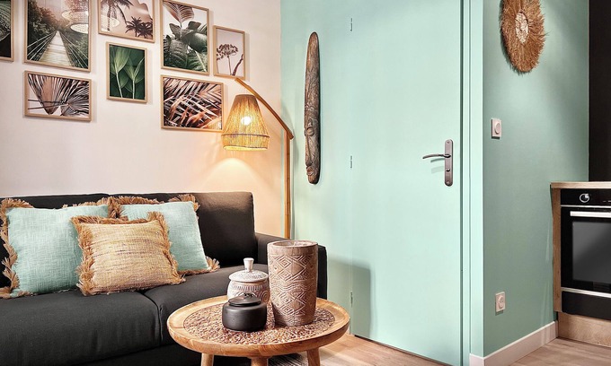 Saint-Paul-Trois-Chateaux Apartment | L'Émeraude Duplex