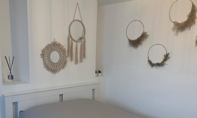 Noisy-le-Sec Apartment | L'agréable