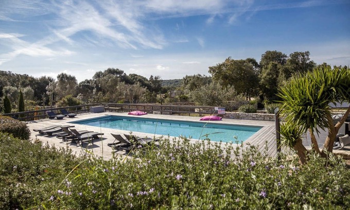 Bonifacio House | L'Albitru