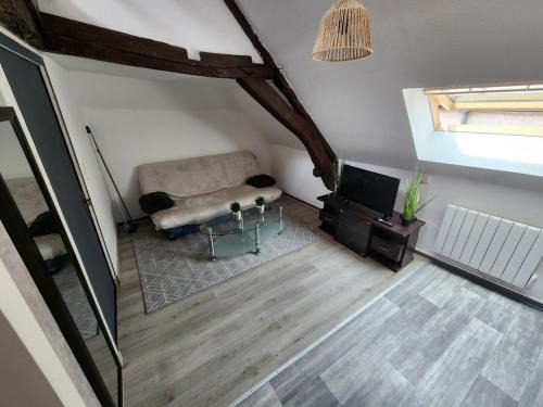Gray Apartment | L'appartement d'Edmond Bour