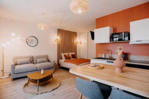 Cholet Apartment | L'ATELIER - Coeur de ville - Tout équipé