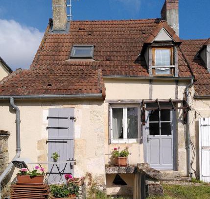 Pousseaux House | L'Atelier de Pierre 1-Bed Cottage in Pousseaux