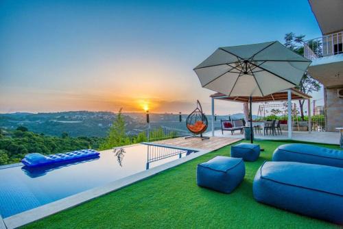 Kfardebian House | L'Auberge de Kour - 4-BR Villa & Private Pool