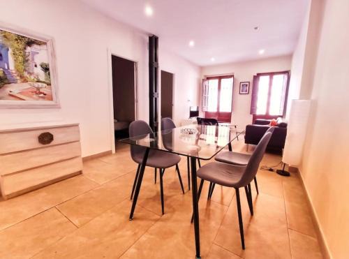 Feria Apartment | L CPARKING según disponibilidad NETFLIX