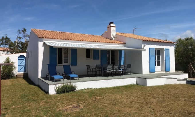 L'Epine House | L'Epine (Noirmoutier) 4 rooms, sleeps 10, quiet location between town and sea
