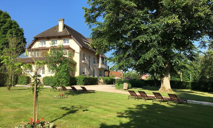 Forges-les-Bains Apartment | L ESCALE - SARRAZIN -House of hosts l'Escale -THERMES DE BAINS LES BAINS