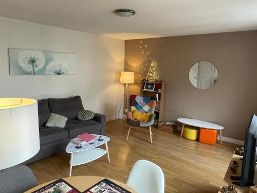 Chablis Apartment | L'eutopia au cœur de Chablis, parking gratuit