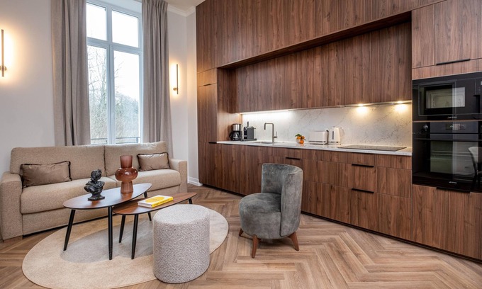Montevrain Apartment | L'Horloge - Appart'Hotel