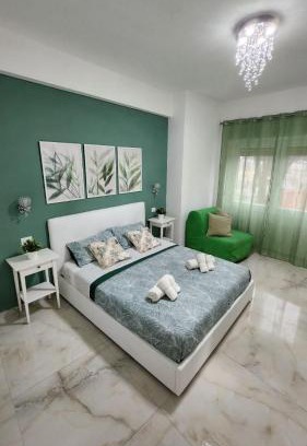 Universita Apartment | L'impero dei fiori