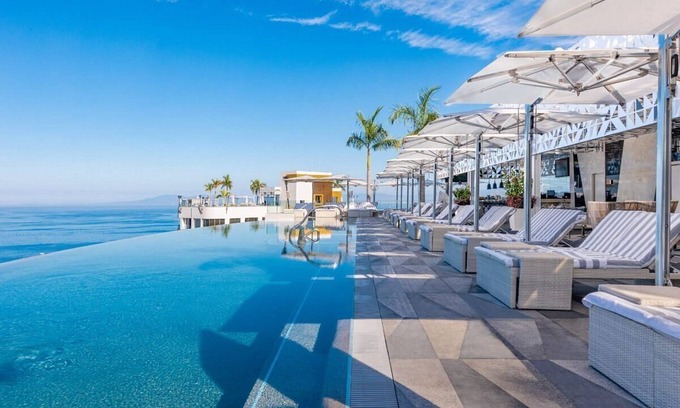 South Shore Hotel Area Resort | L&L Collection Muses PV Two Suites