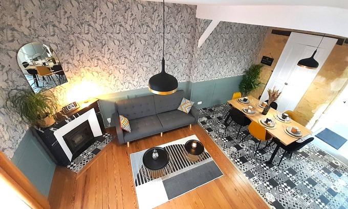 Chateauroux Apartment | "L’O’thentik’ Duplex" 7 pers-wifi-terrasse-Chtx
