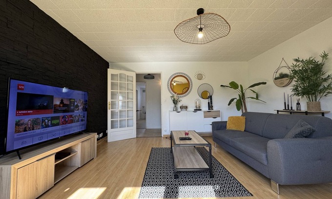 Le Mans Apartment | L'Olympique - Parking - 4p - Rêve au Mans