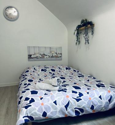 Poincare Apartment | l'orchidée