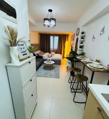 Matandang Balara Bed & Breakfast | L Studio by Sella