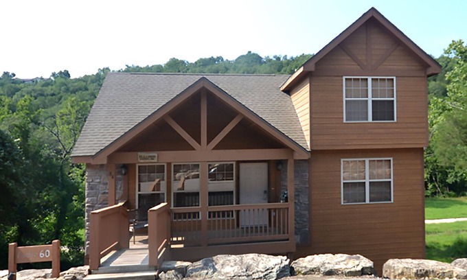 Reeds Spring Cabin | L060, 2 Br Roark Creek Cabin End Unit, Save 15% on New 3+ Nts SEE DESC. BELOW