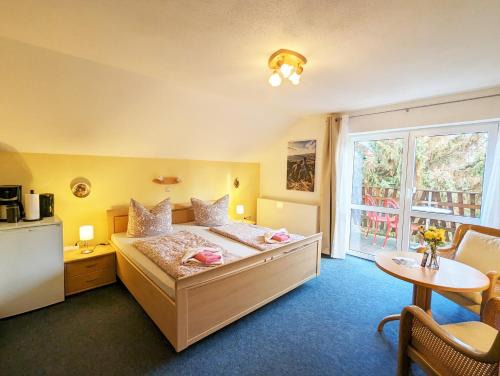 Lichtenhain Apartment | L9 - Urlaubsmagie - Balkon & direkt am Wanderweg