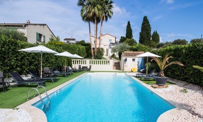 La Colle-sur-Loup Hotel | La Bastide